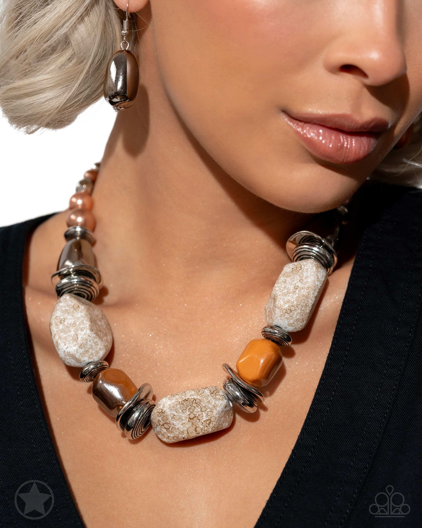Paparazzi In Good Glazes - Peach Necklace