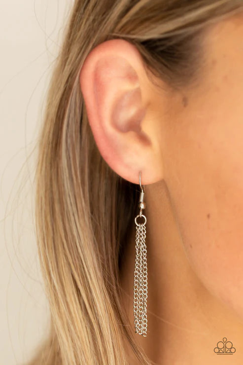 Artificial Arches - Silver Paparazzi Necklace