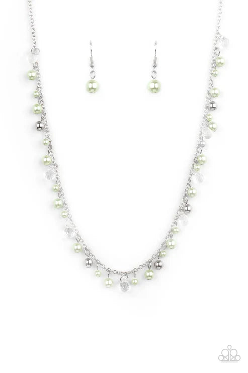 Paparazzi Pearl Essence - Green Necklace