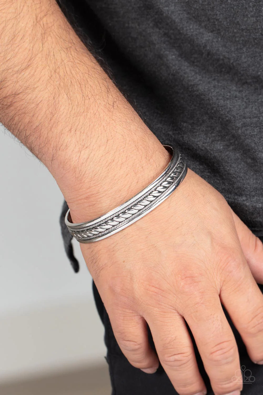 Paparazzi Modern Metalhead - Silver Bracelet
