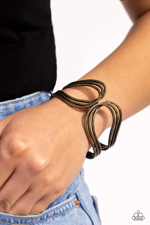 Paparazzi Shockwave Attitude - Brass Bracelet