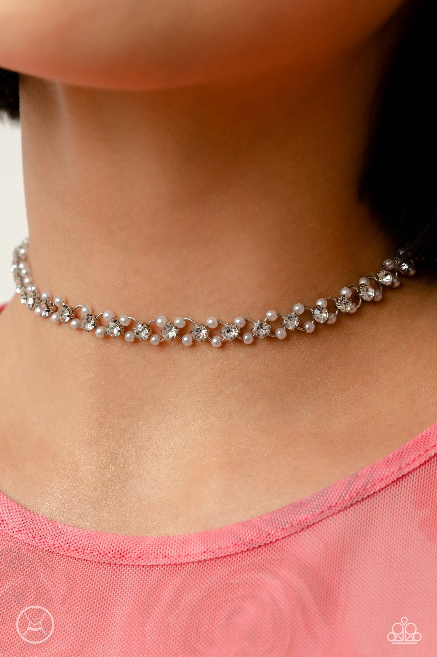 Paparazzi Classy Couture - White Necklace