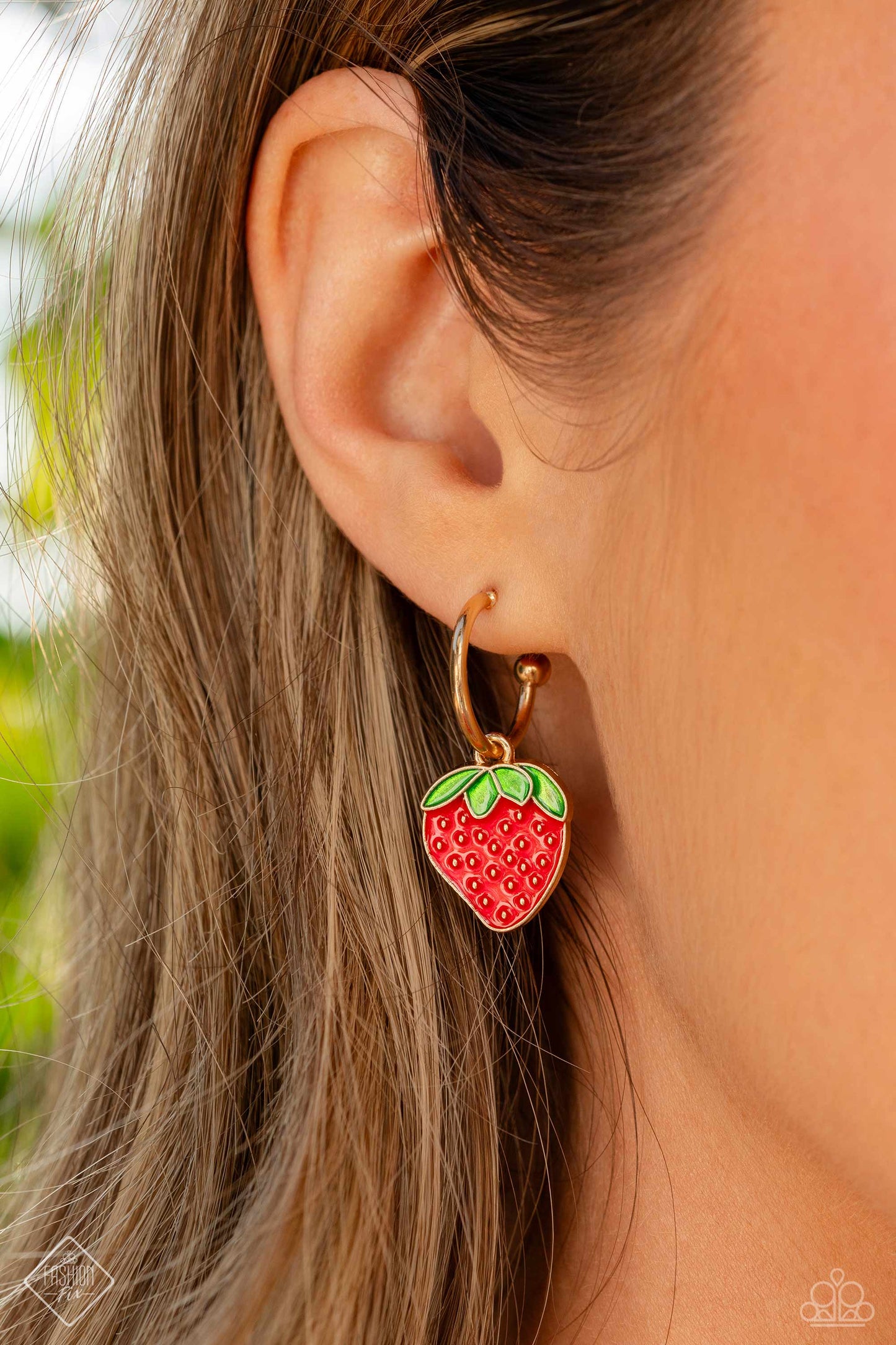 Paparazzi Fashionable Fruit - Gold Earrings