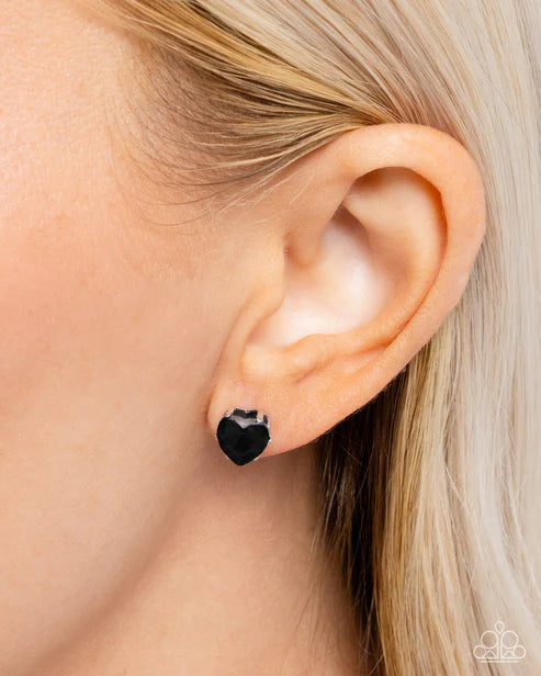 Paparazzi Sweetheart Stunner - Black Post Earrings