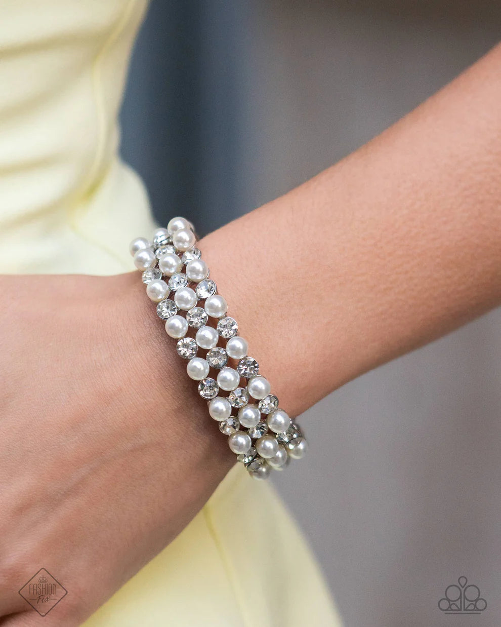Paparazzi Cosmetic Character - White Bracelet