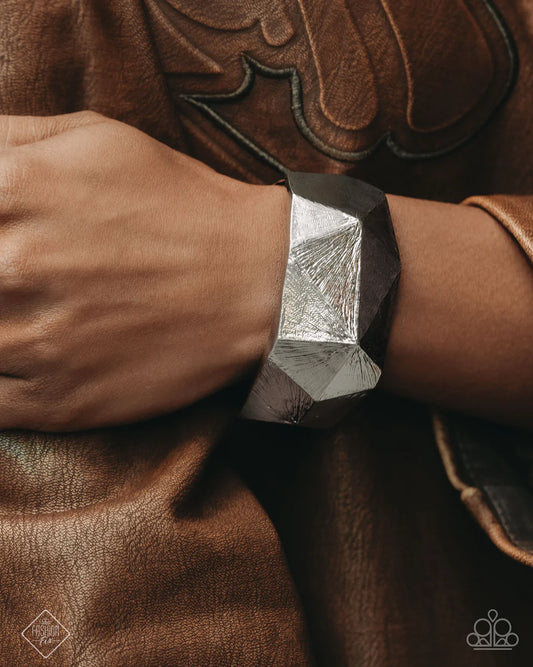 Paparazzi Elusive Enclosure - Silver Bracelet