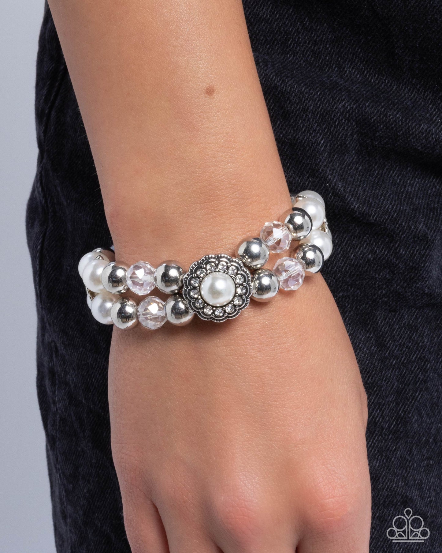 Paparazzi Retrograde Review - White Bracelet