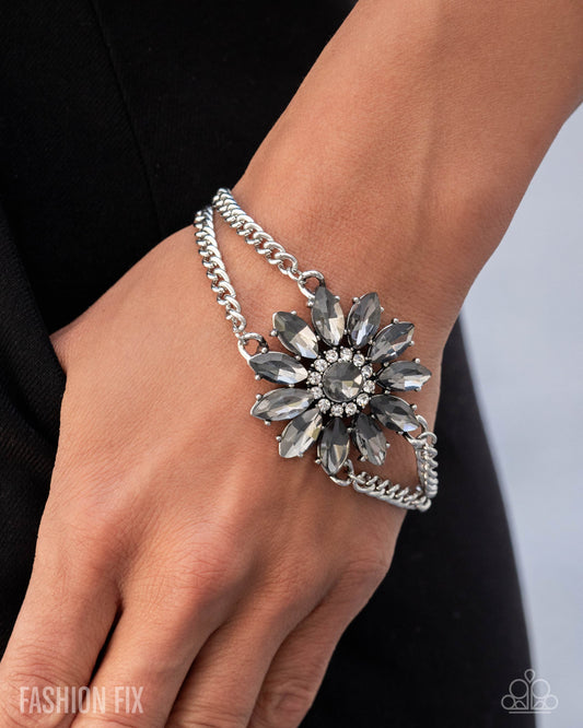 Paparazzi Edge of Elegance - Silver Bracelet