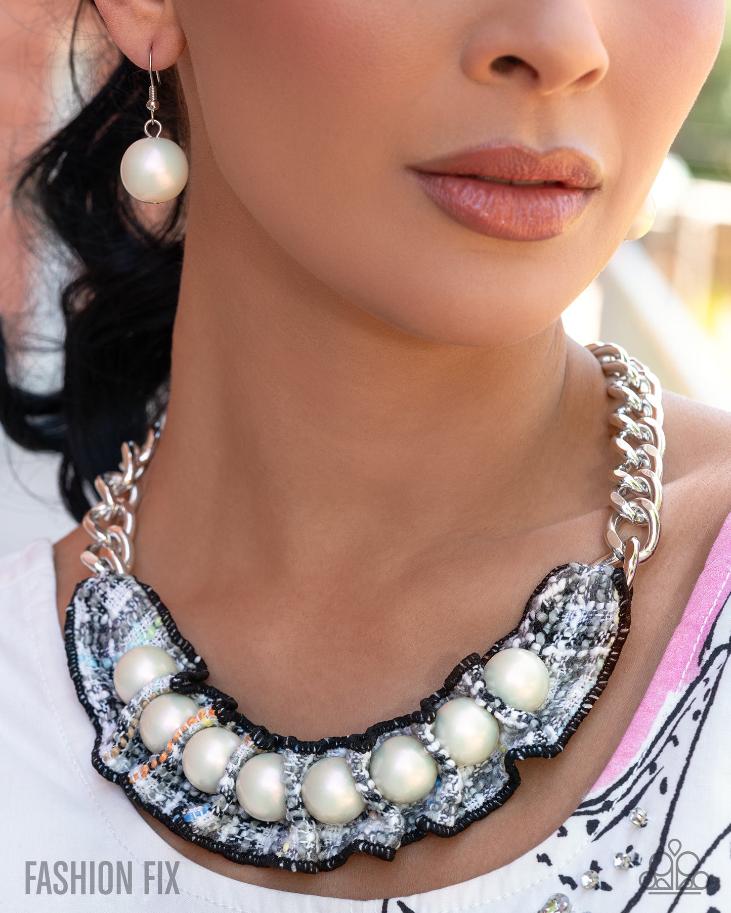 Paparazzi Timeless Tweed - Black Necklace