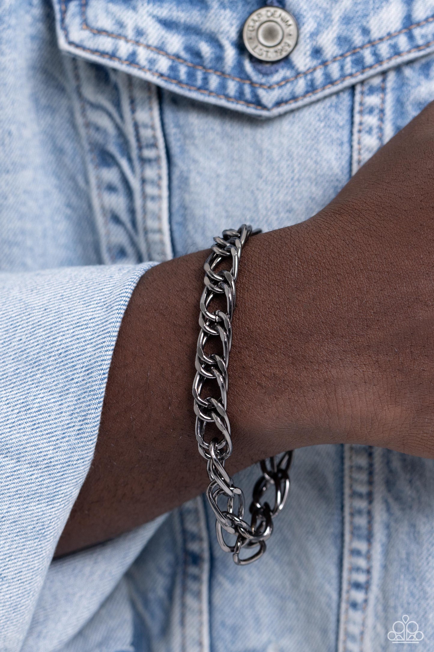 Paparazzi Game-Changing Couture - Black Bracelet
