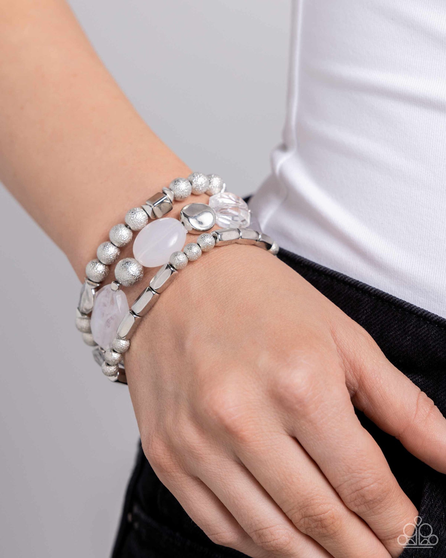 Paparazzi Marina Magic- White Bracelet