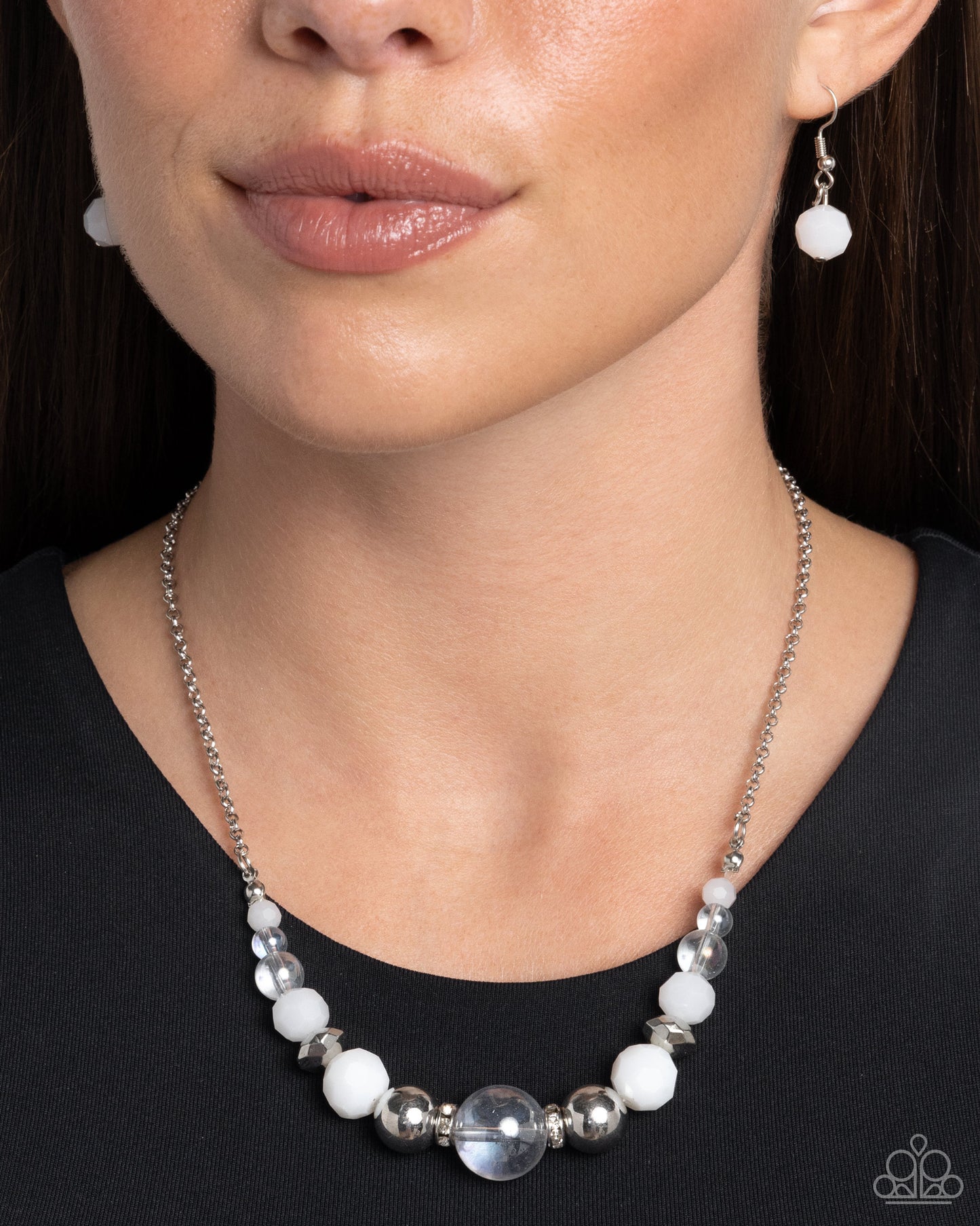 Paparazzi Disco Date - White Necklace