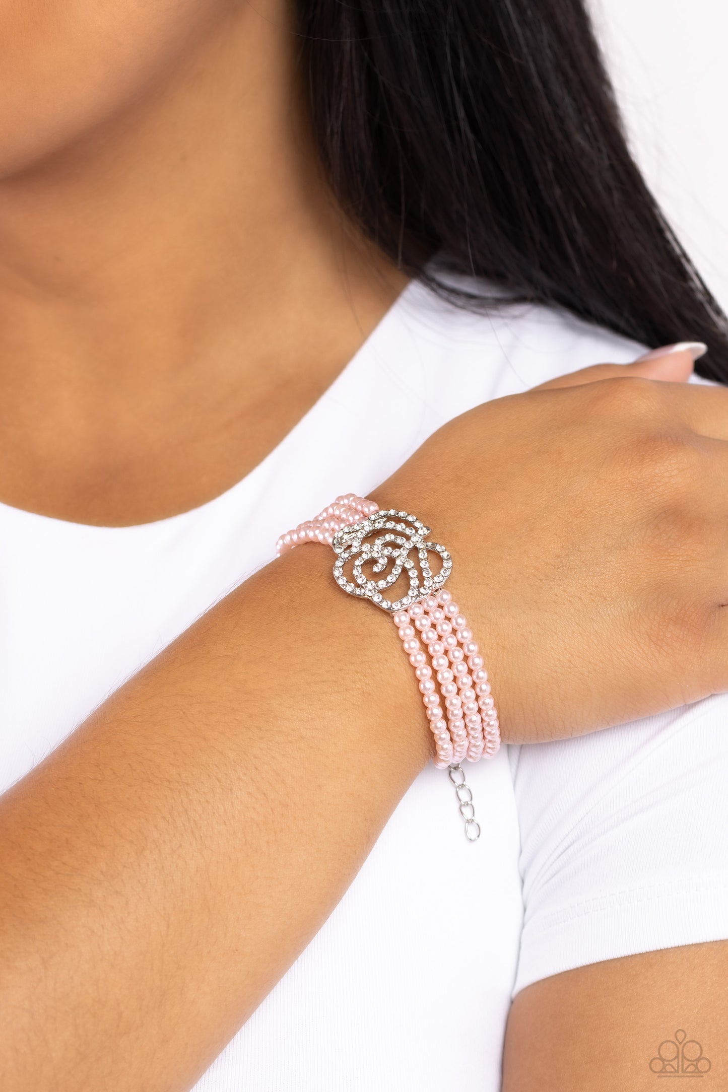 Paparazzi Regal Rose - Pink Bracelet