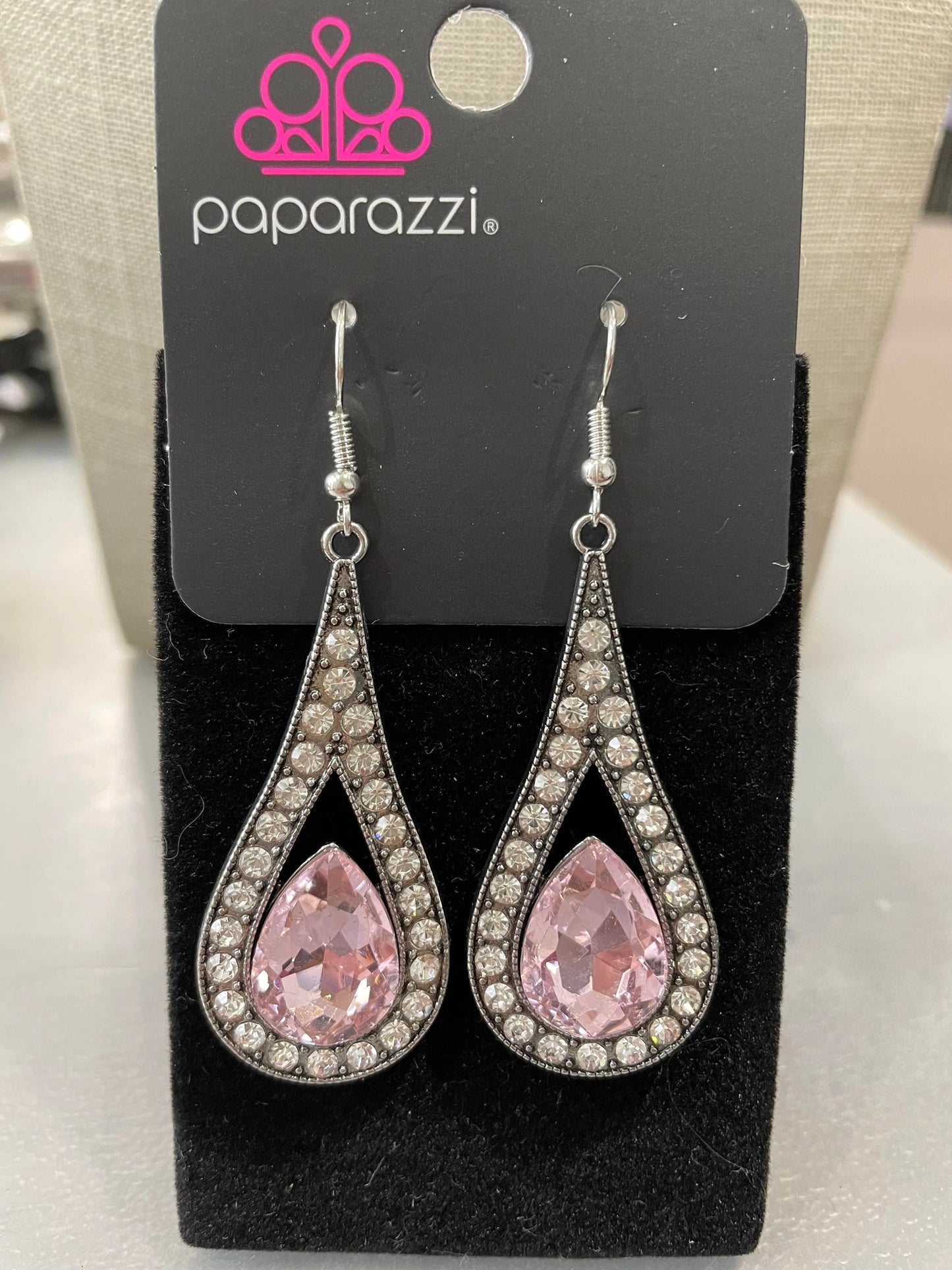 A-Lister Attitude - Pink Paparazzi Earrings