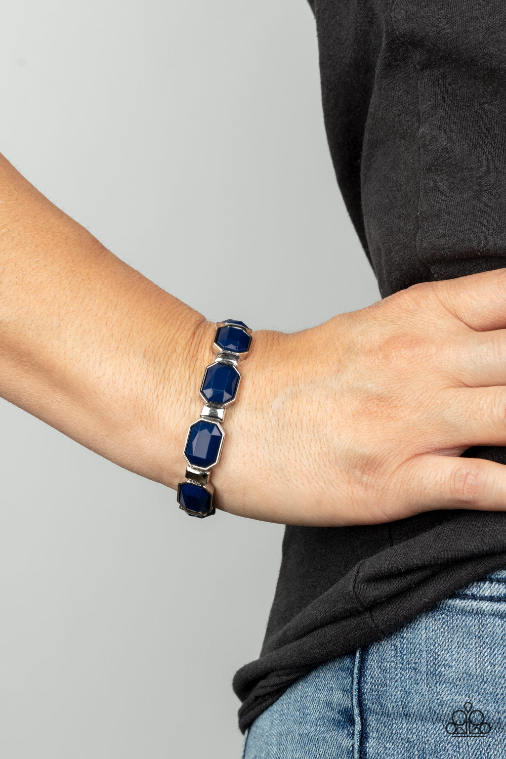 Paparazzi Fashion Fable - Blue Bracelet