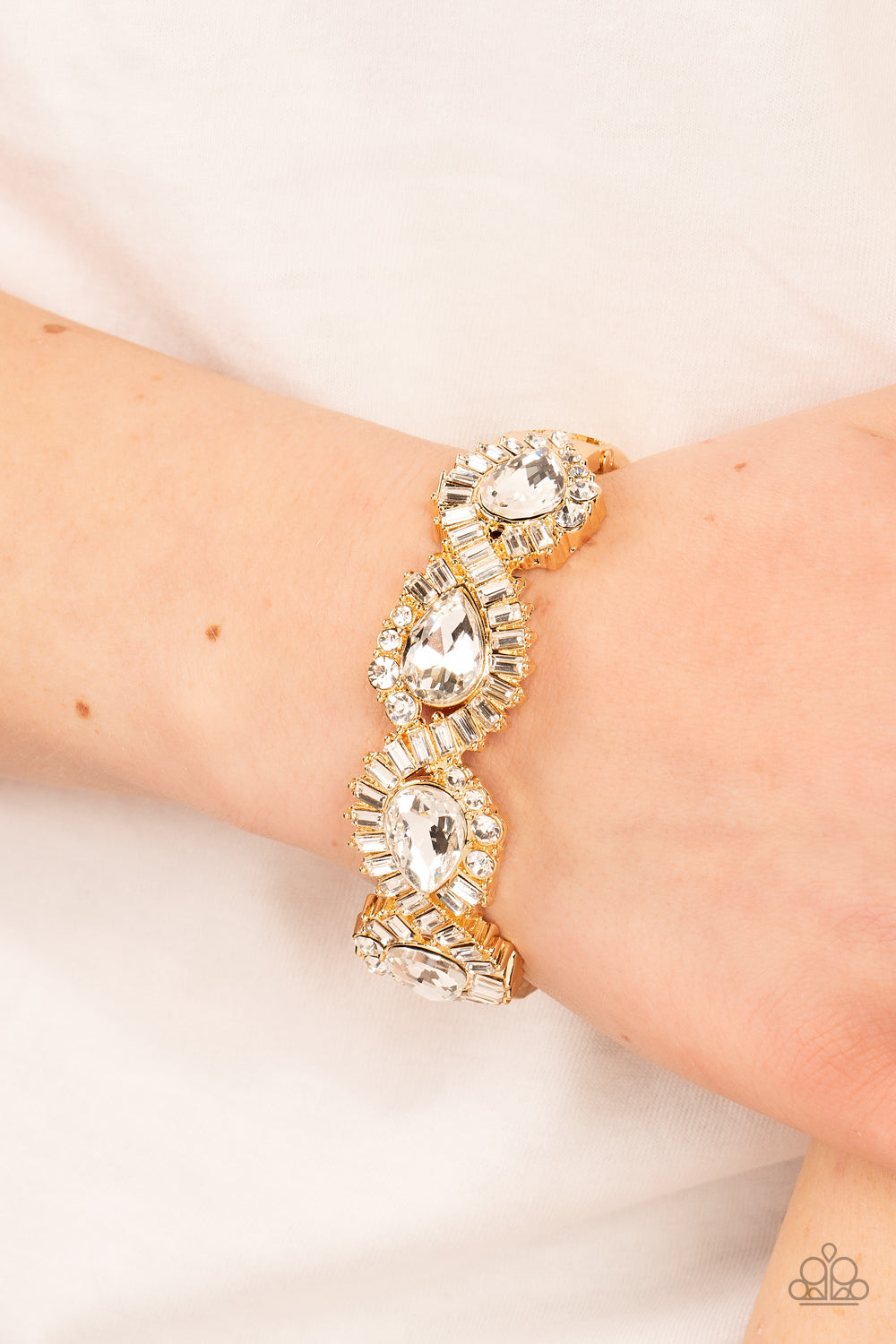 For the Win - Gold Paparazzi Bracelet