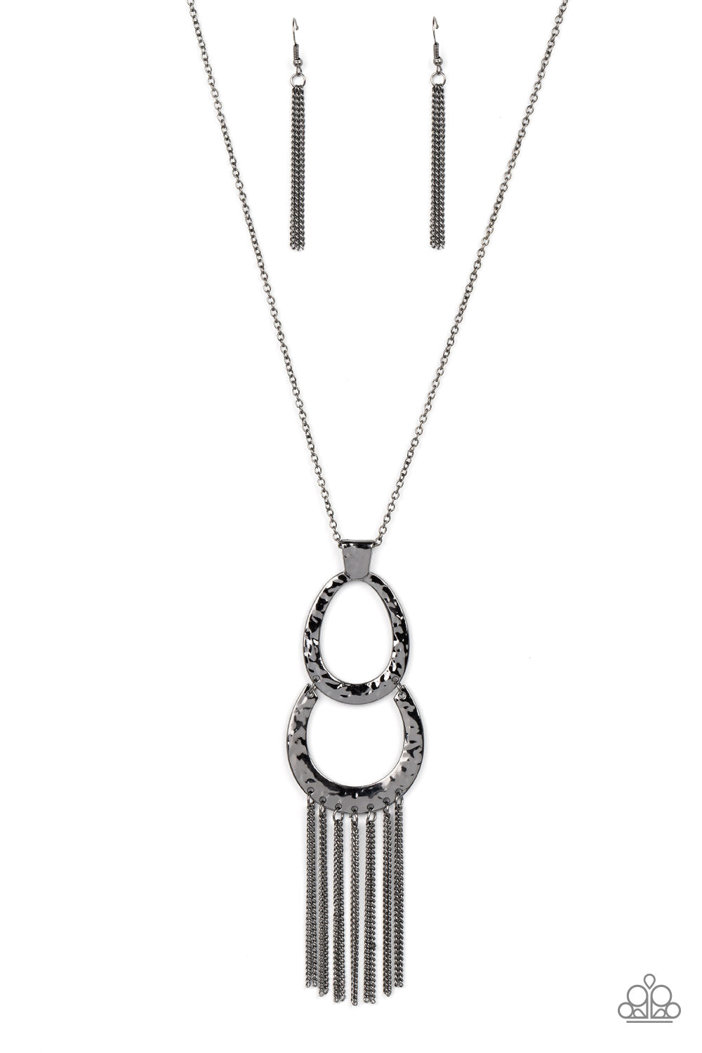 Reeling in Relics - Black Paparazzi Necklace