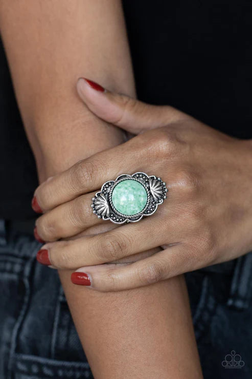 Atlantis Adventure - Green Paparazzi Ring
