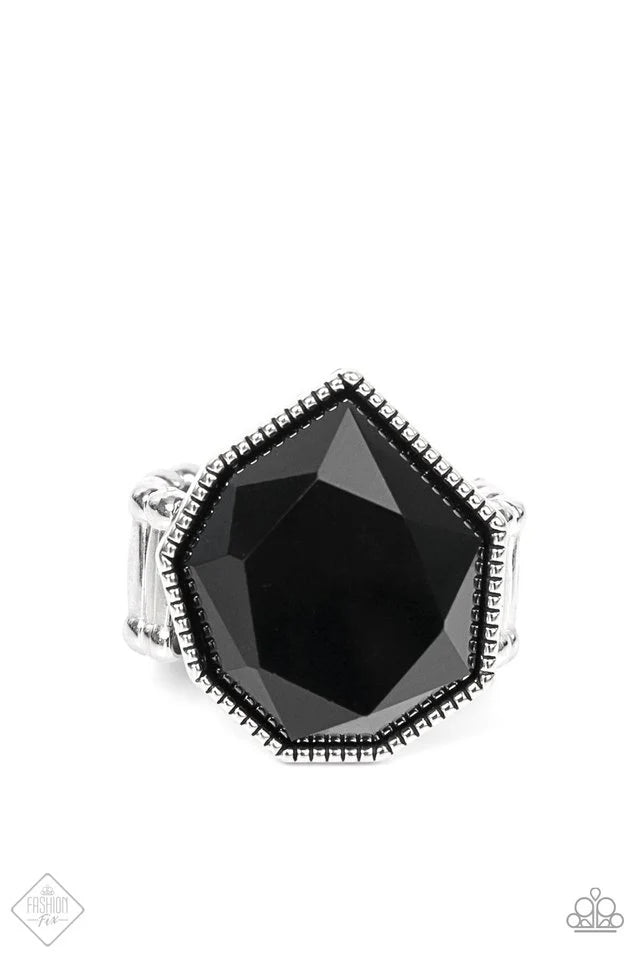 Paparazzi Dynamically Defaced - Black Ring