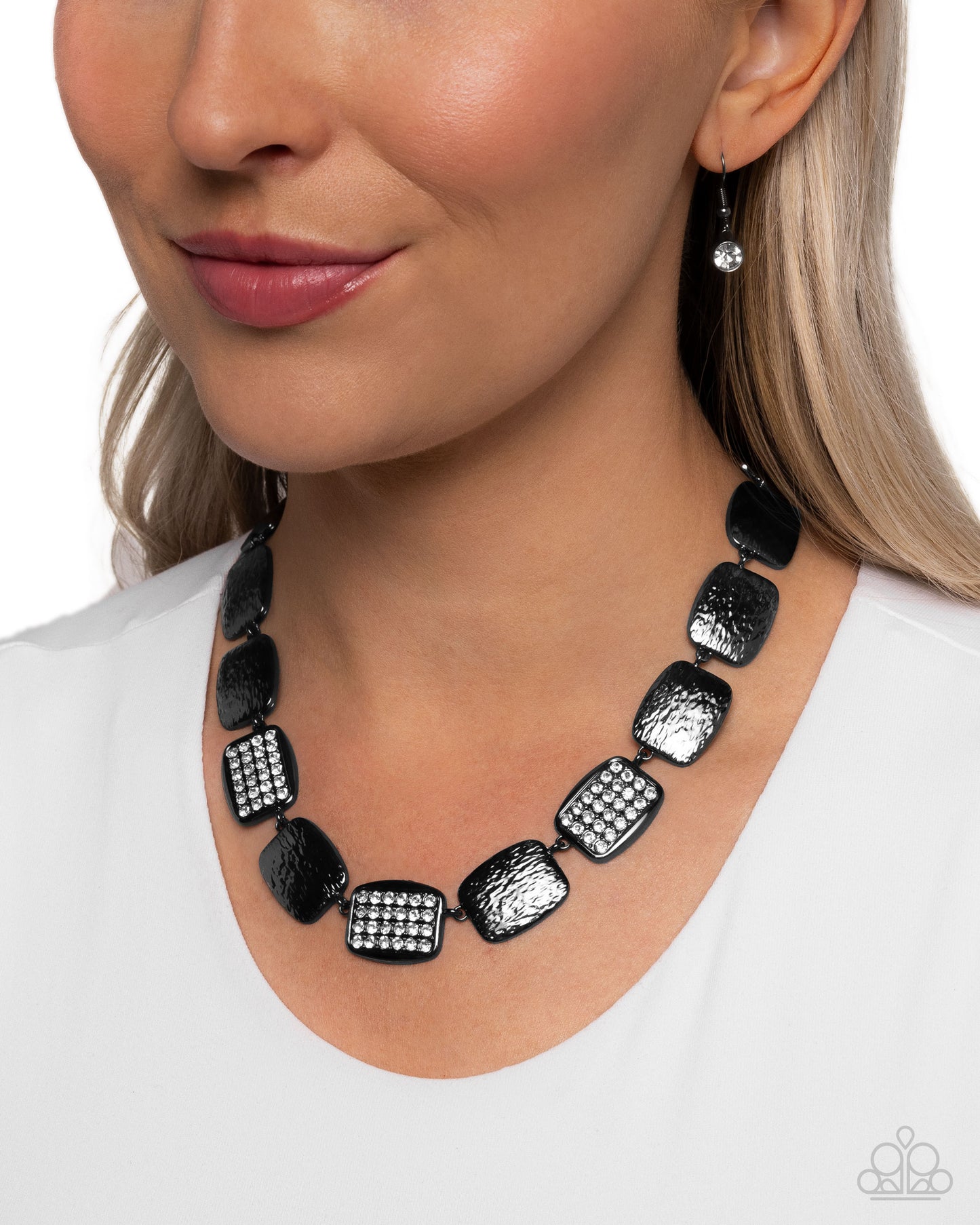 Paparazzi Brilliant Belonging - Black Necklace