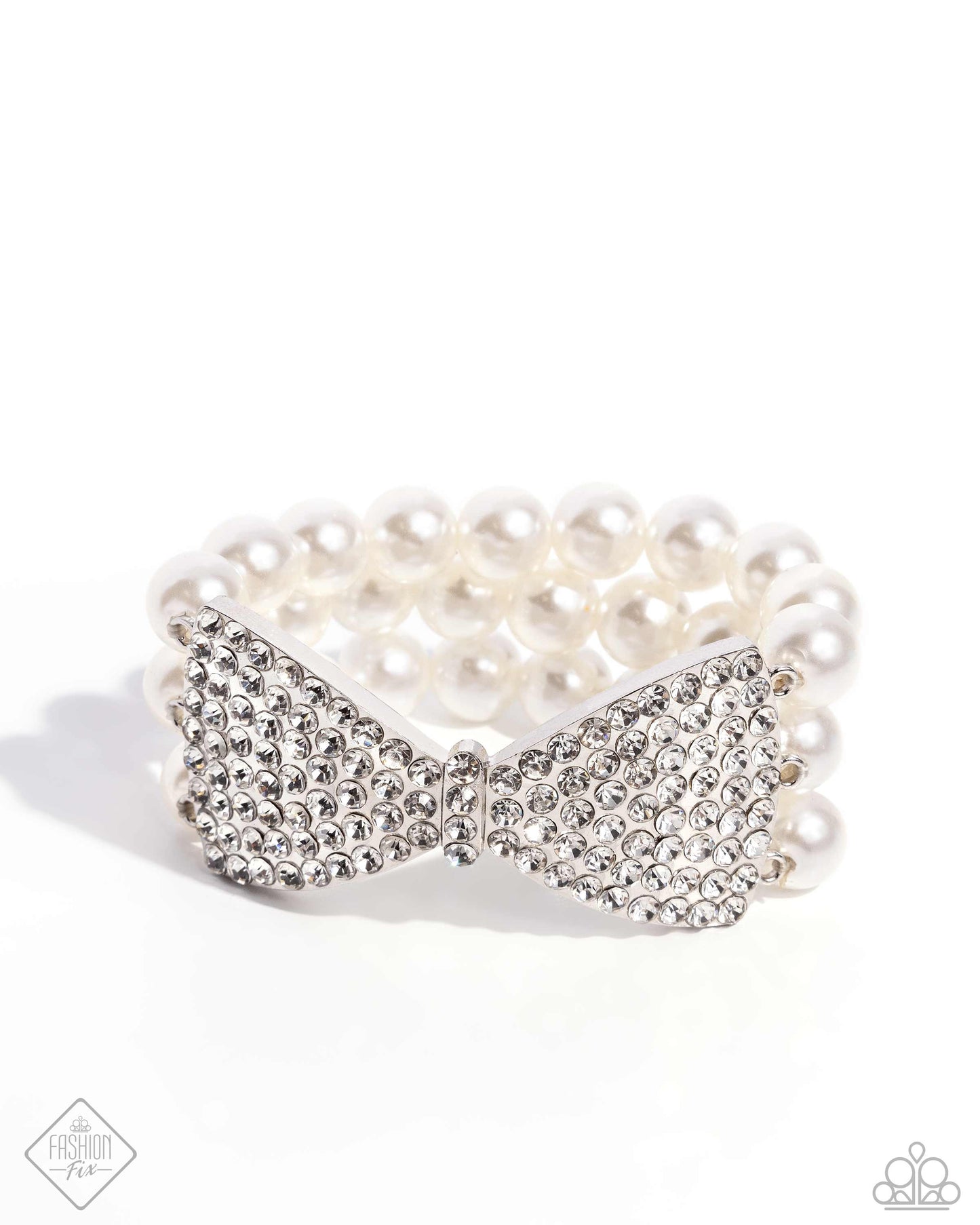 Paparazzi Dashing Demeanor - White Bracelet