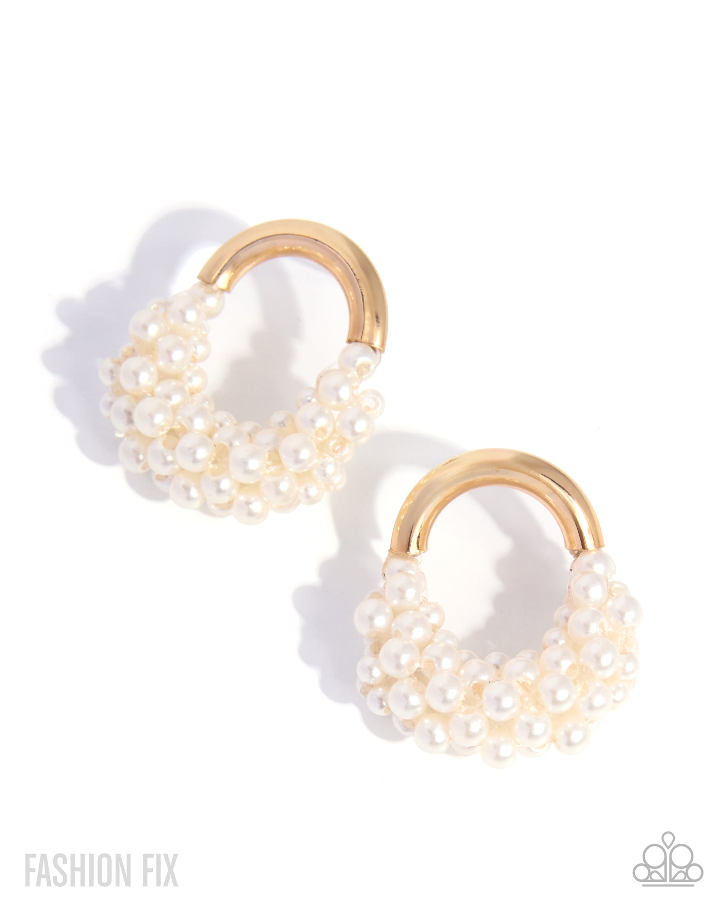 Paparazzi Elizabethan Elegance - Gold Earrings