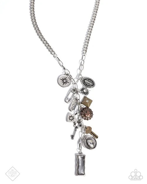 Paparazzi Finding Favor - Multi Necklace