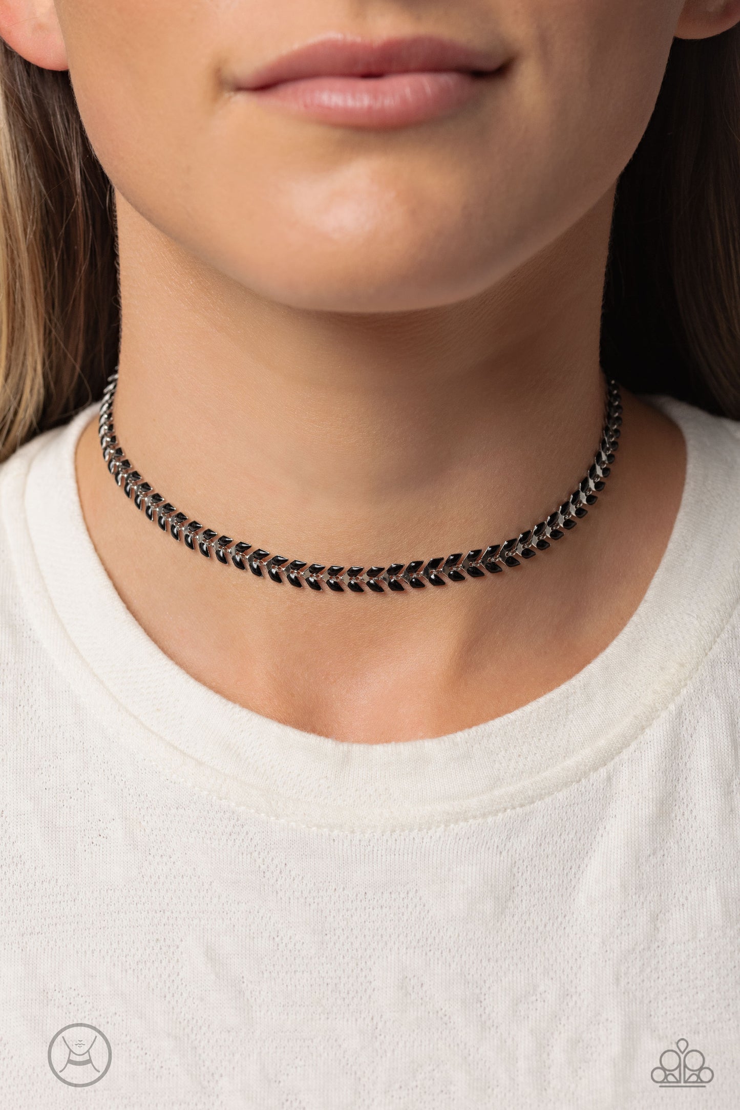 Paparazzi Grecian Grace - Black Necklace