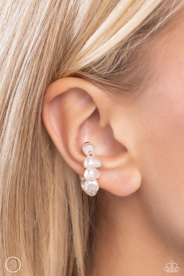 Paparazzi Prehistoric Pearls - Gold Earrings