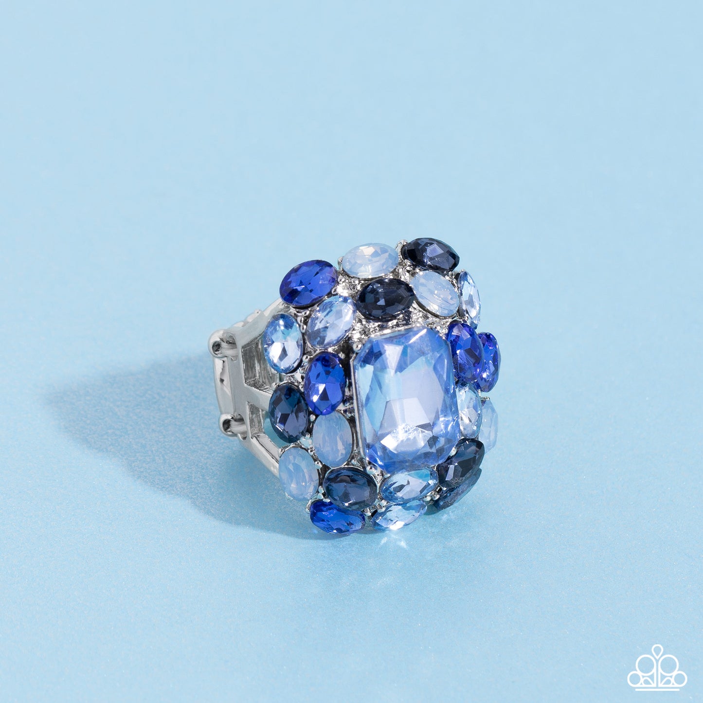 Perfectly Park Avenue - Blue Paparazzi Ring