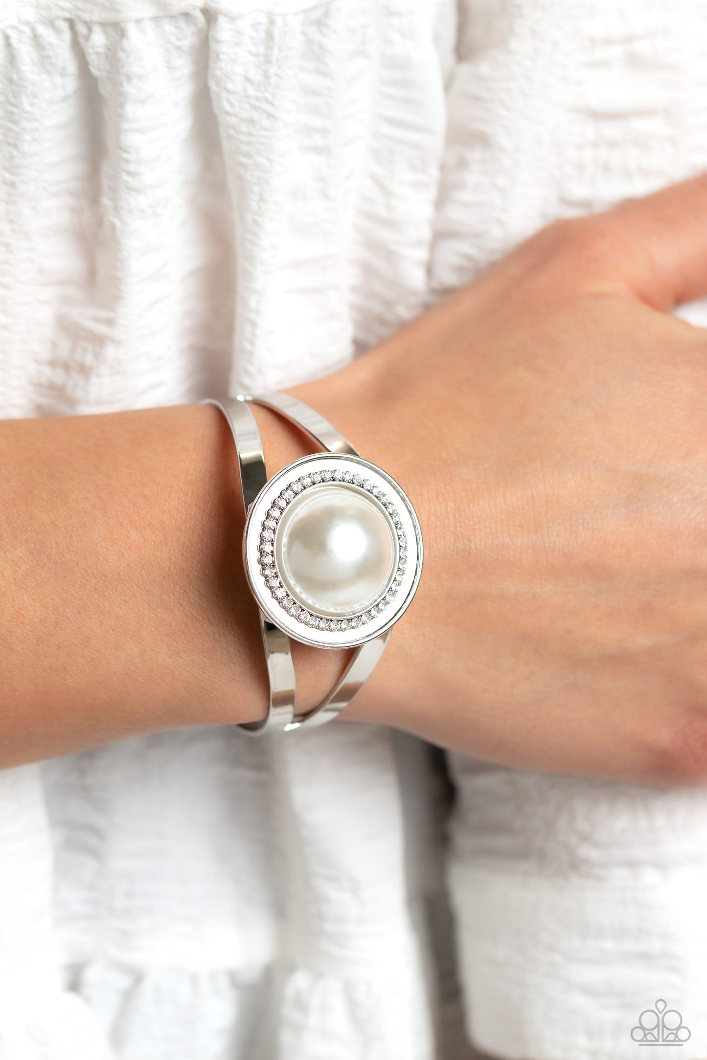 Put On The GLITZ - White Paparazzi Bracelet