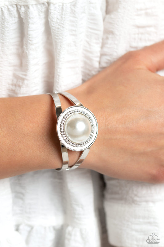 Put On The GLITZ - White Paparazzi Bracelet