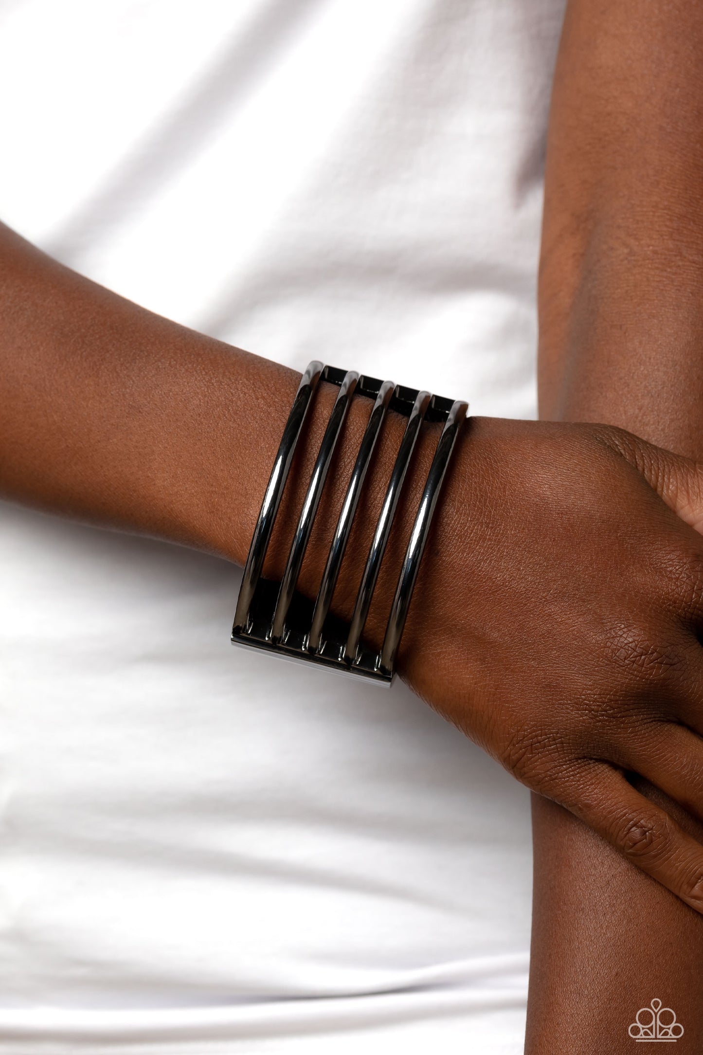 Wayward Warrior - Black Paparazzi Bracelet