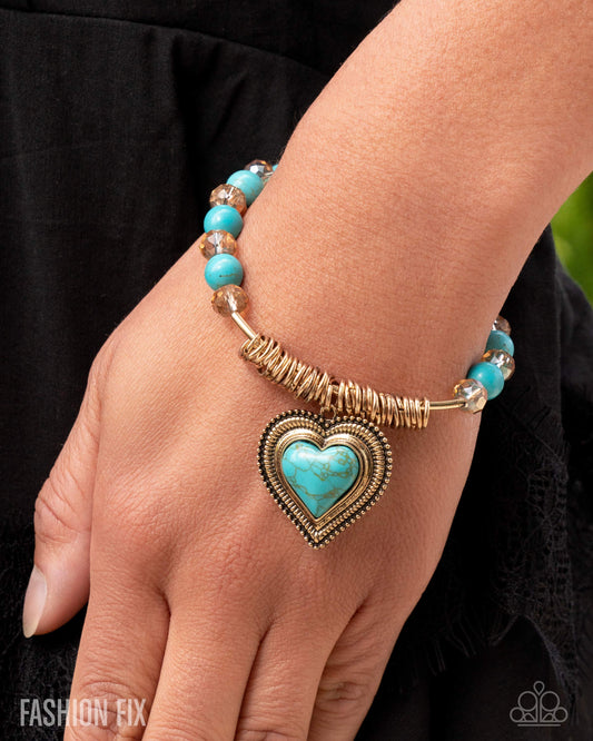 Paparazzi Horseshoe Heartthrob - Gold Bracelet