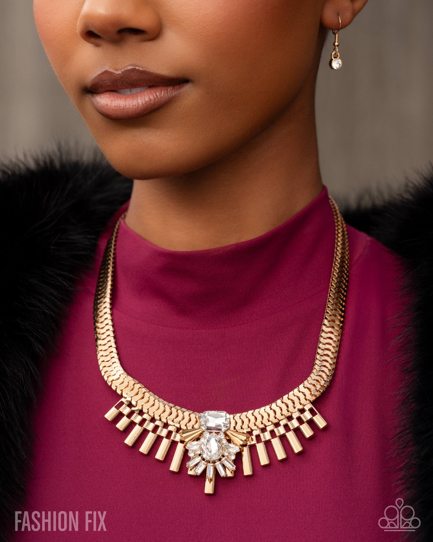 Paparazzi Over The Top Opulence - Gold Necklace