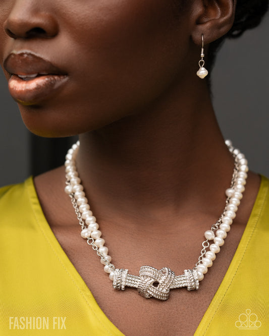 Paparazzi Select Sass - White Necklace