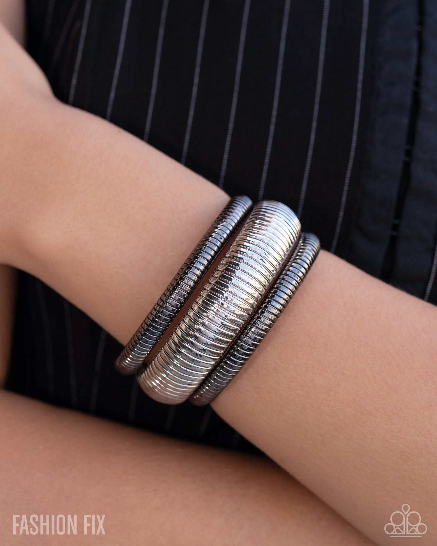 Paparazzi Tactile Takedown - Silver Bracelet