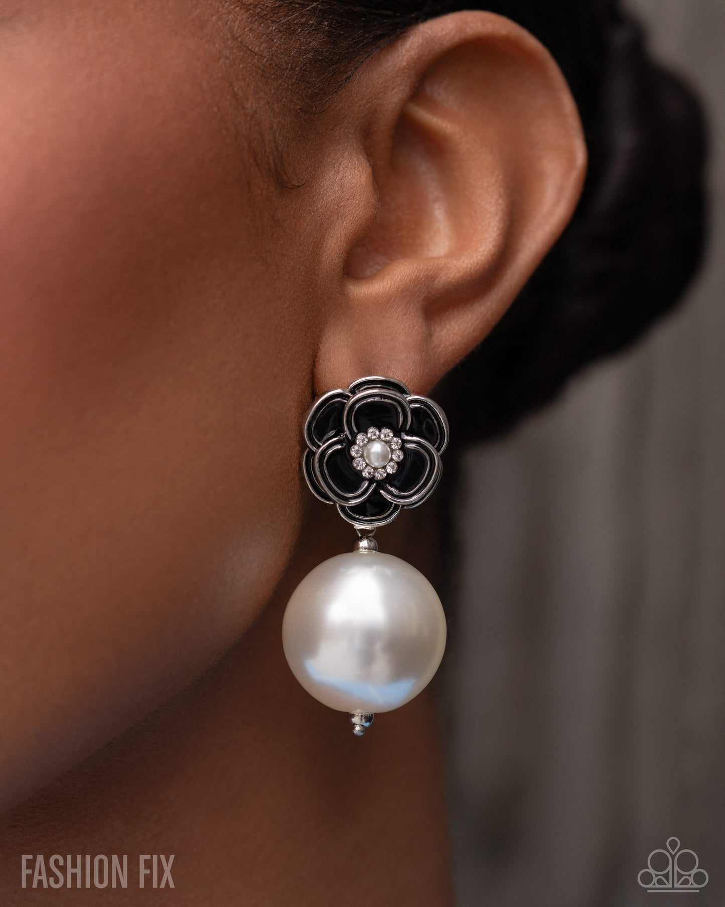 Paparazzi Suitable Share - Black Earrings ~ BlingAmore