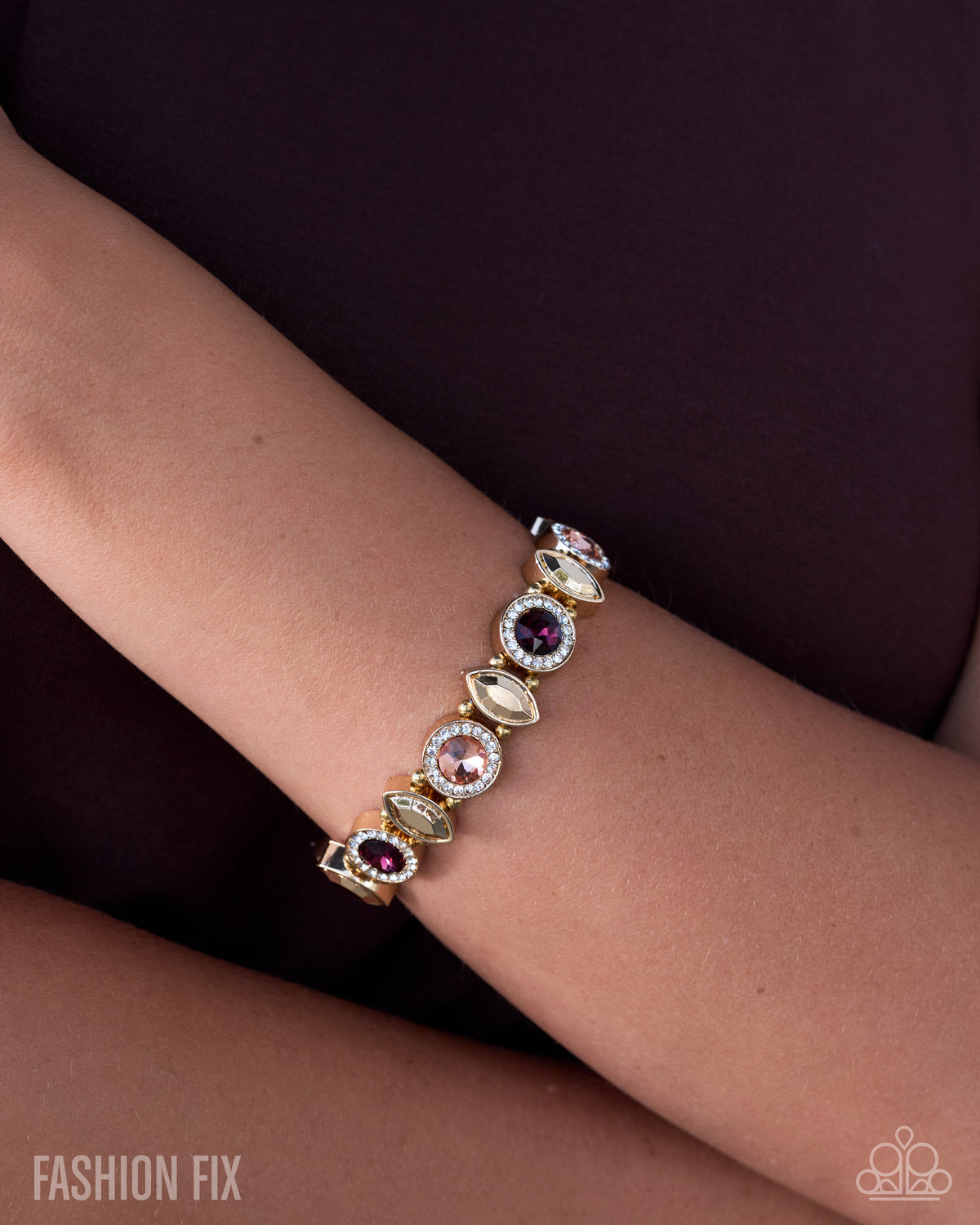 Paparazzi Surprising Sophistication - Gold Bracelet