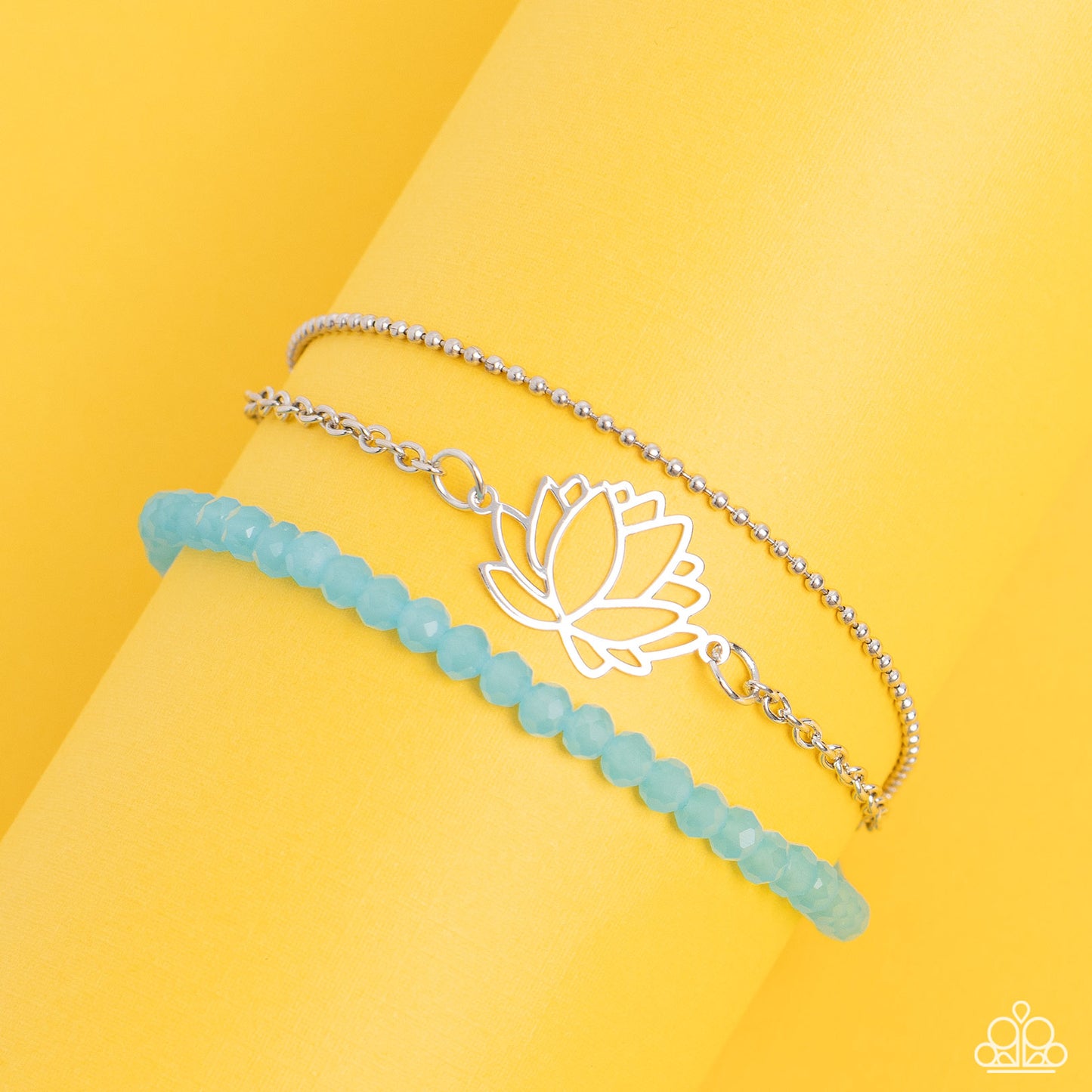 Paparazzi A LOTUS Like This - Blue Bracelet