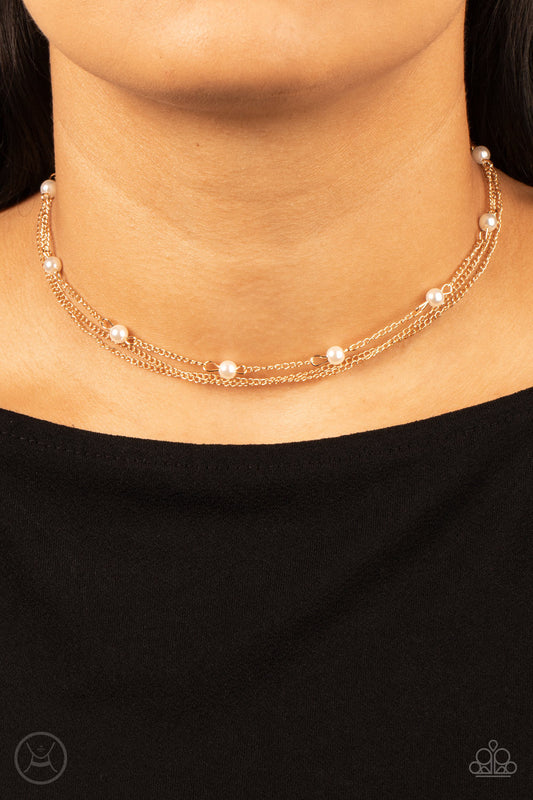 Paparazzi Daintily Dapper - Gold Necklace
