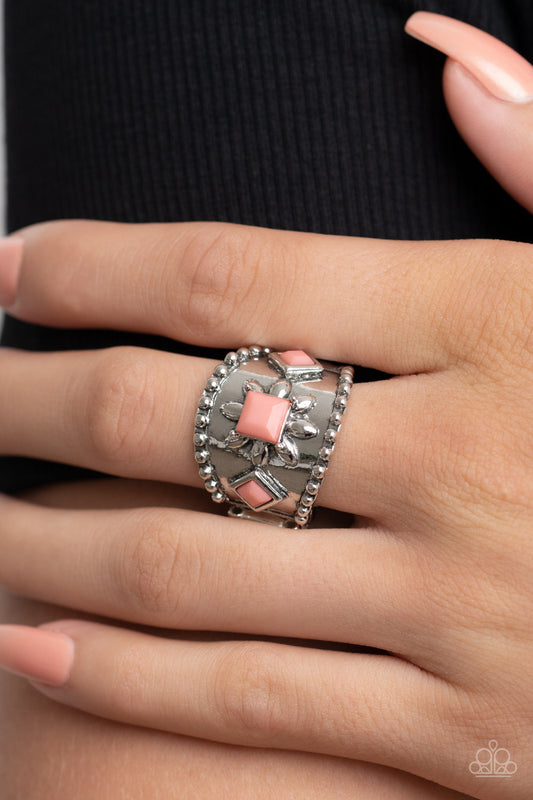 Daisy Diviner - Pink Paparazzi Ring