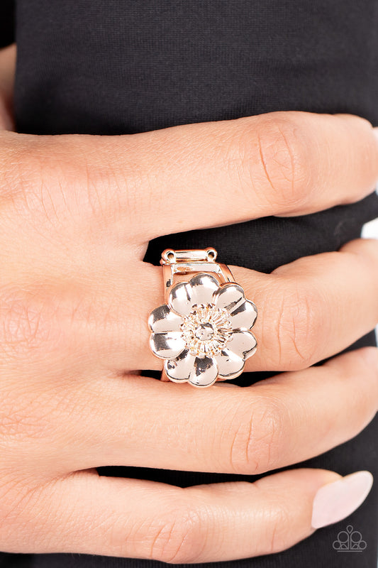 Paparazzi Floral Farmstead - Gold Ring