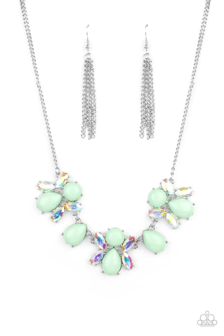 Paparazzi Galaxy Gallery - Green Necklace