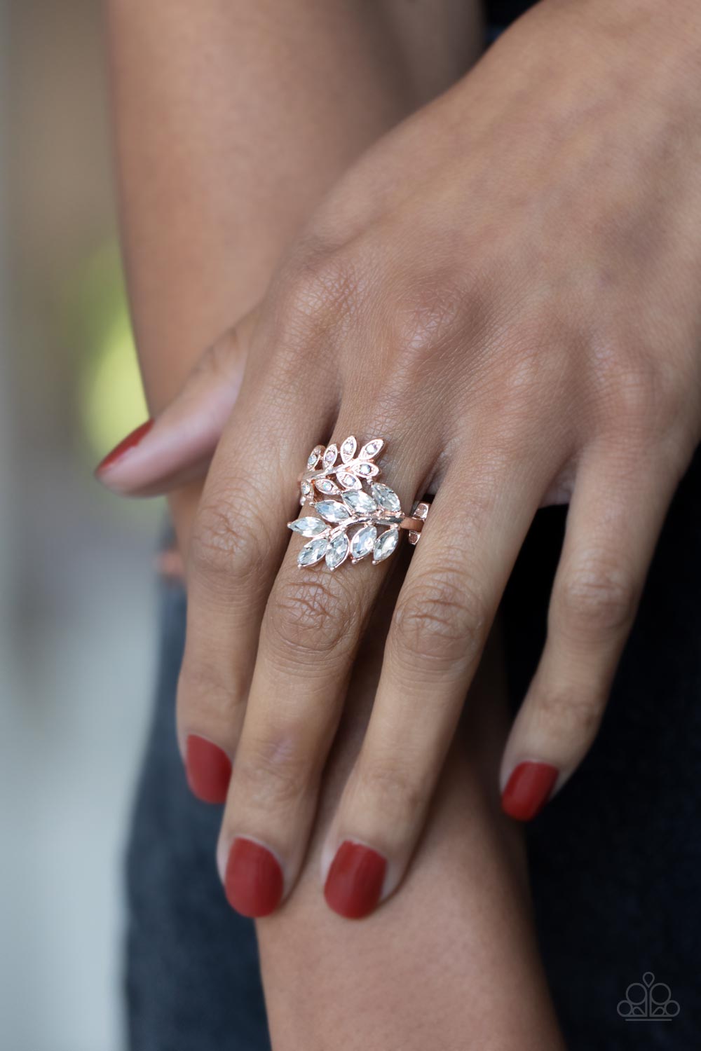 Glowing Gardenista - Rose Gold Paparazzi Ring