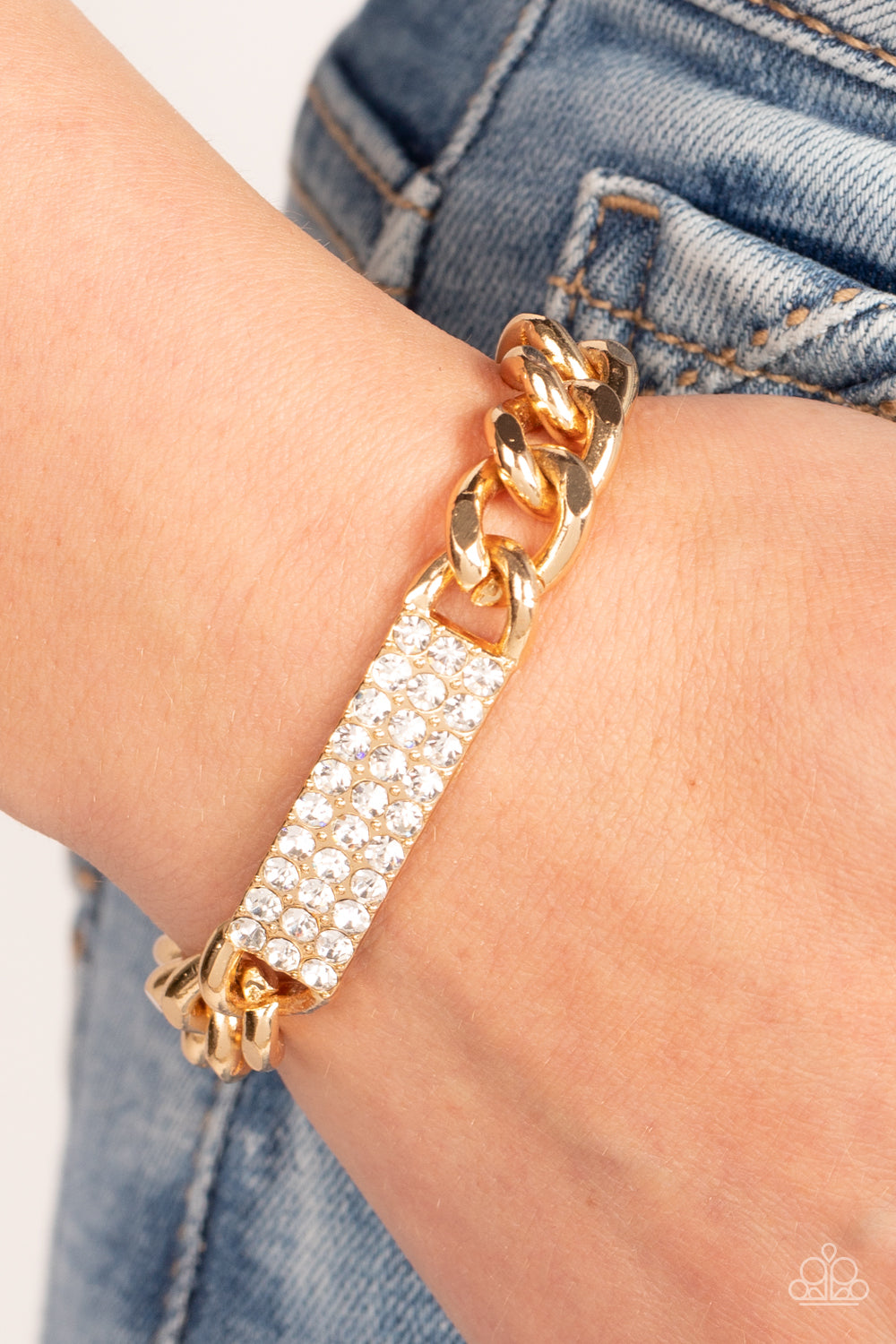 Paparazzi Icy Impact - Gold Bracelet