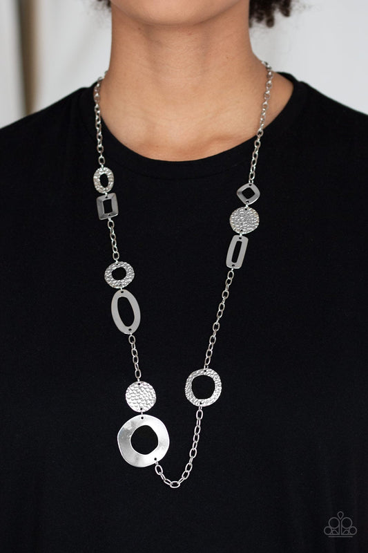 Paparazzi Metro Scene - Silver Necklace