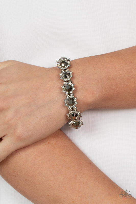 Paparazzi Prismatic Palace - Silver Bracelet