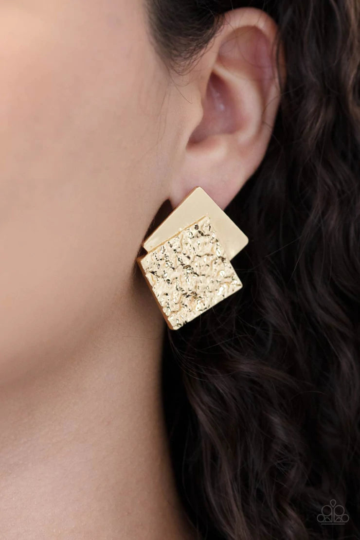 Square With Style - gold - Paparazzi earrings