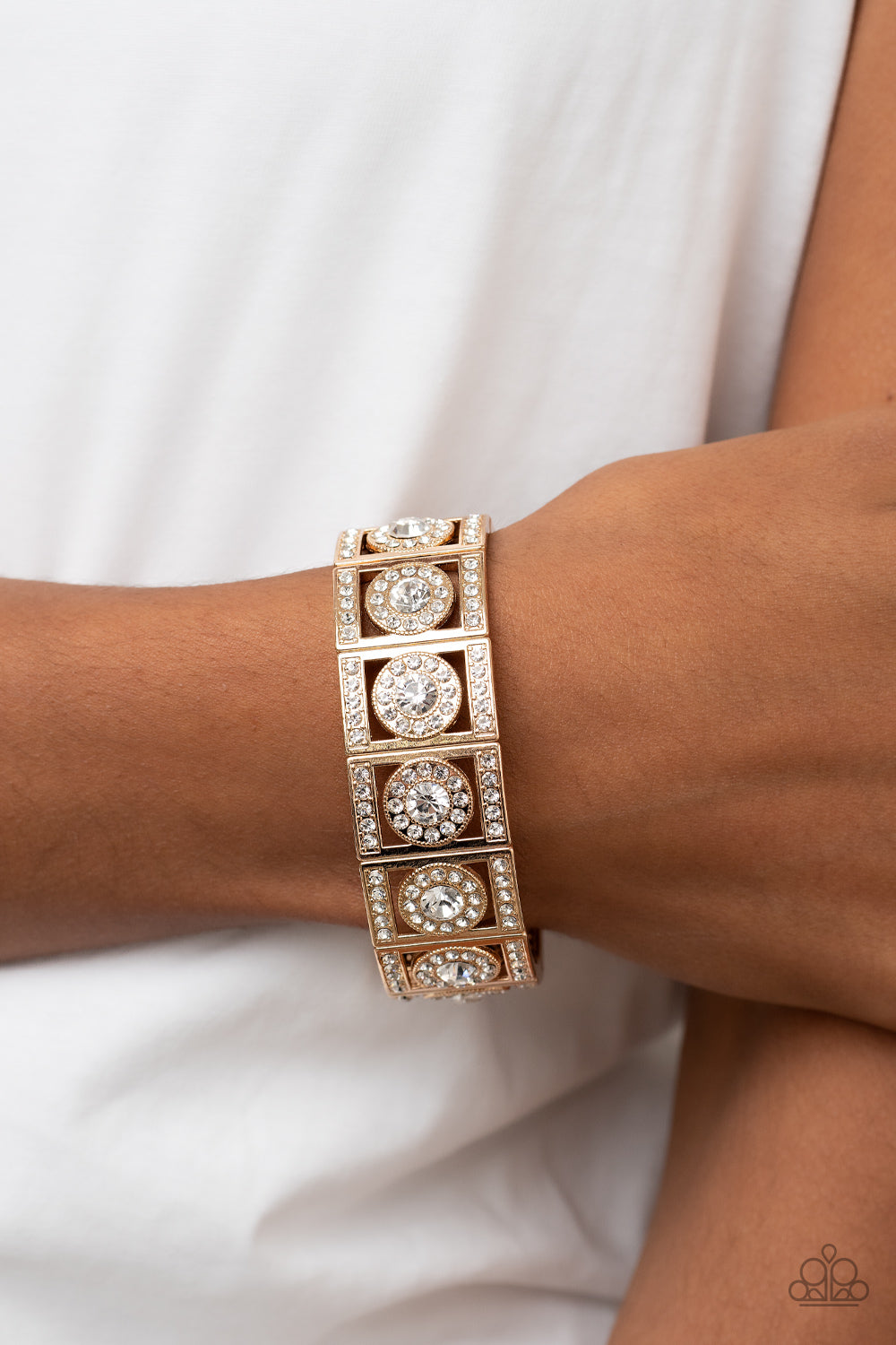 Ultra Upscale - Gold Paparazzi Bracelet